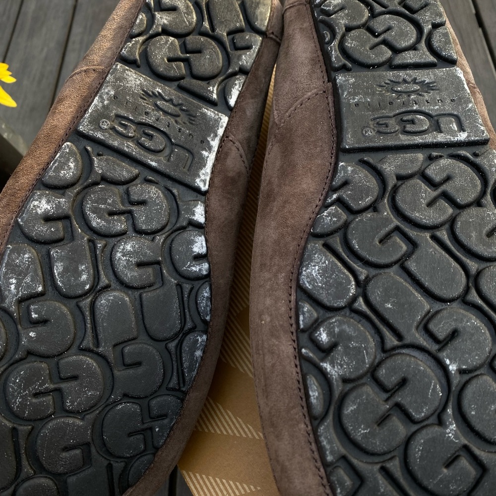 Mens UGG slippers size 8 / scuffed up - Picture 5 of 5